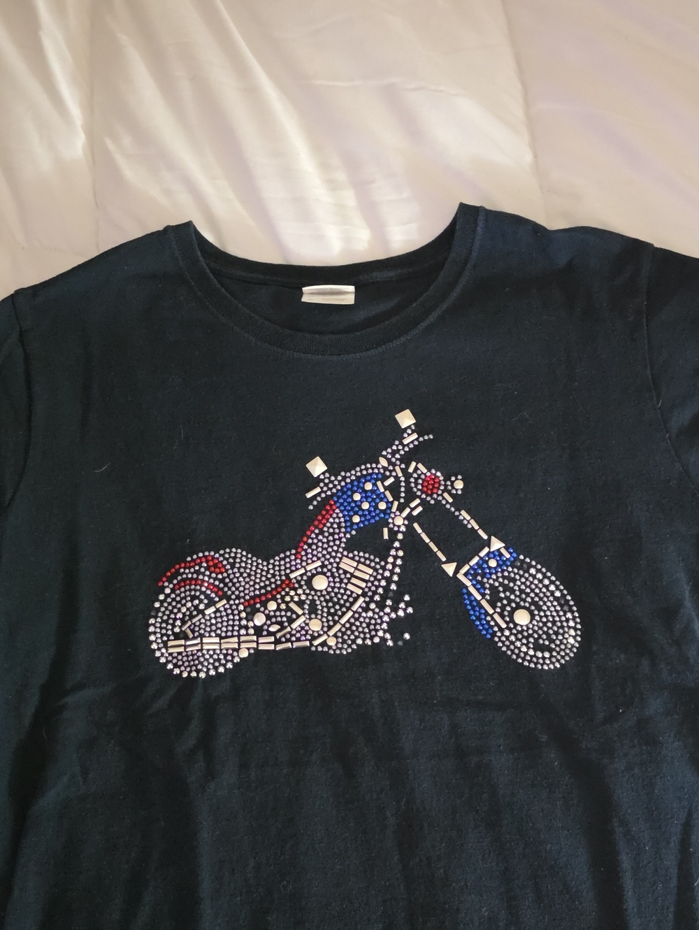 Gildan Black Short Sleeve Tee with Rhinestone Motorcycle Motif Size L